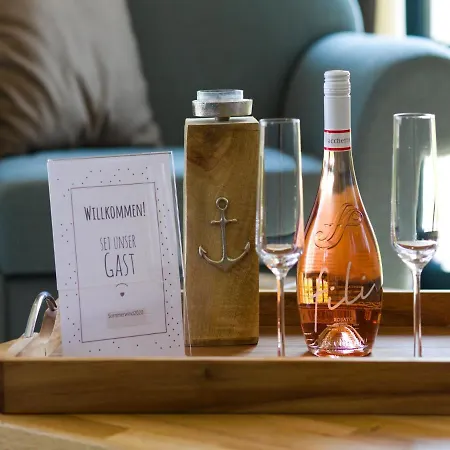 펜션 Reetland Am - Luxus Reetdachvilla Mit 3 Schlafzimmern, Sauna Und Kamin F22