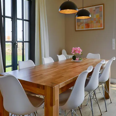 Reetland Am - Luxus Reetdachvilla Mit 3 Schlafzimmern, Sauna Und Kamin F22 드란스케