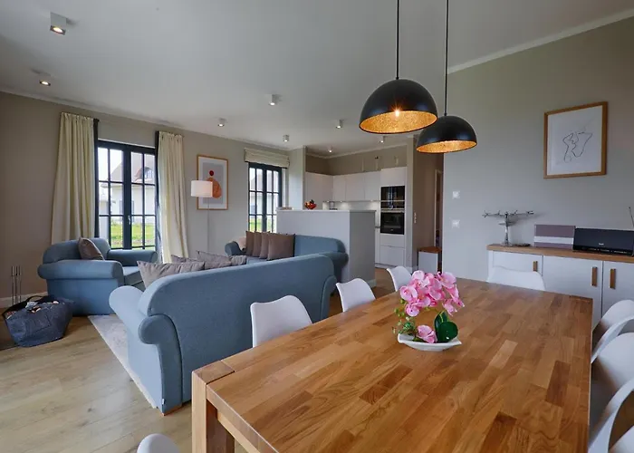 Reetland Am - Luxus Reetdachvilla Mit 3 Schlafzimmern, Sauna Und Kamin F22 *
