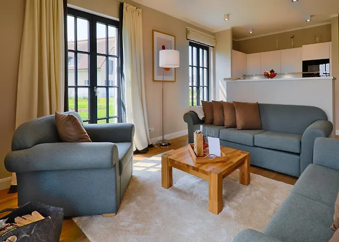 Reetland Am - Luxus Reetdachvilla Mit 3 Schlafzimmern, Sauna Und Kamin F22 Feriehus *