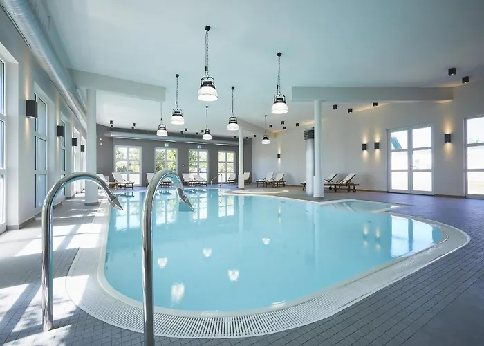 Reetland Am - Luxus Reetdachvilla Mit 3 Schlafzimmern, Sauna Und Kamin F22 *