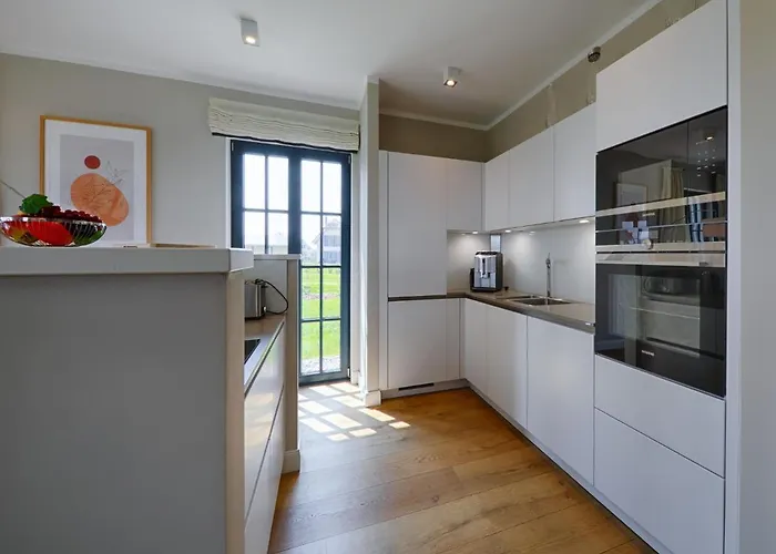 Reetland Am - Luxus Reetdachvilla Mit 3 Schlafzimmern, Sauna Und Kamin F22